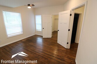 901 Leavenworth St in Manhattan, KS - Building Photo - Building Photo