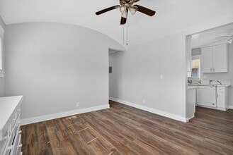 736 Olive Ave in Long Beach, CA - Building Photo - Building Photo