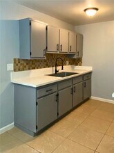 811 Orchid Ct, Unit J in Upland, CA - Building Photo - Building Photo