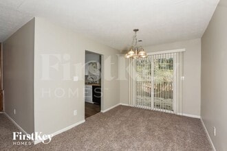 3292 Mixon Way in Stone Mountain, GA - Building Photo - Building Photo