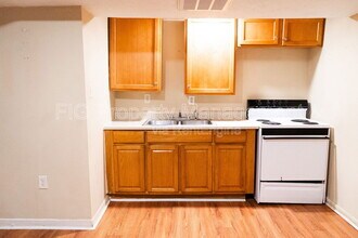 121 Pruett Pl in Knoxville, TN - Building Photo - Building Photo