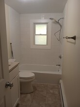 103 Oak St-Unit -C in Middleboro, MA - Building Photo - Building Photo