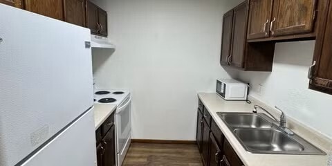 property at 1510 E Gateway Cir S