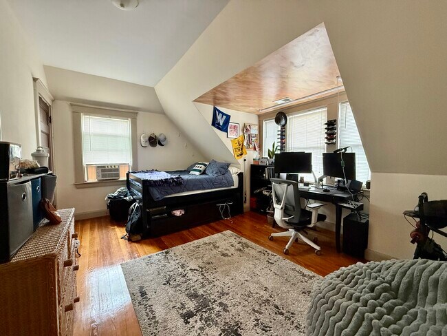 58 Englewood Ave, Unit 2 in Boston, MA - Building Photo - Building Photo