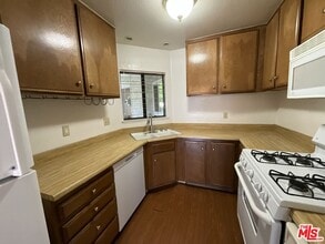 9 Willowcrest Ln in Pomona, CA - Building Photo - Building Photo