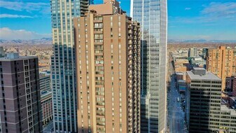 1020 15th St, Unit 25E in Denver, CO - Foto de edificio - Building Photo