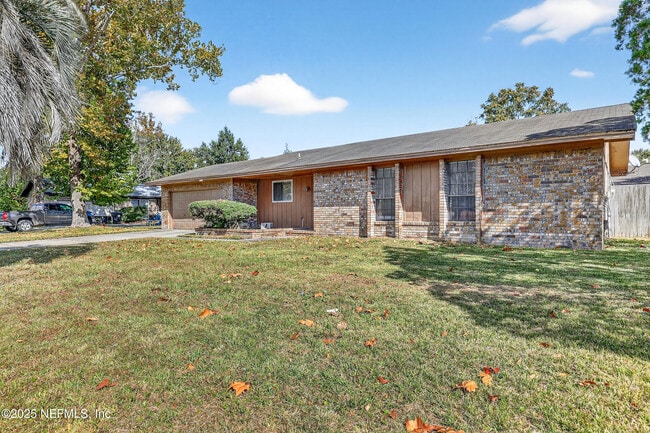 551 William Penn St in Orange Park, FL - Building Photo - Building Photo