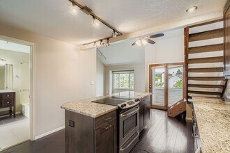 2201 Pearl St in Boulder, CO - Building Photo - Building Photo