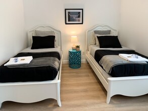 2004 Melissa Oaks Ln in Austin, TX - Building Photo - Building Photo