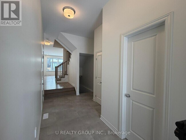 153 Kerala Pl in Ottawa, ON - Building Photo - Building Photo