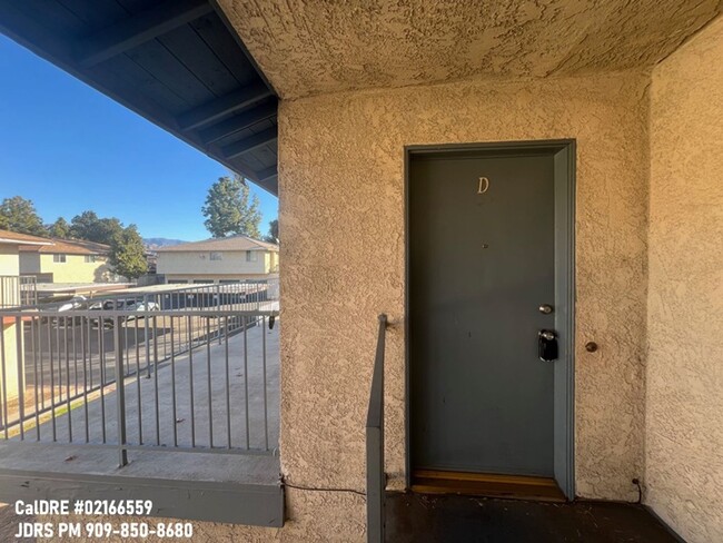 1118 Post St in Redlands, CA - Building Photo - Building Photo