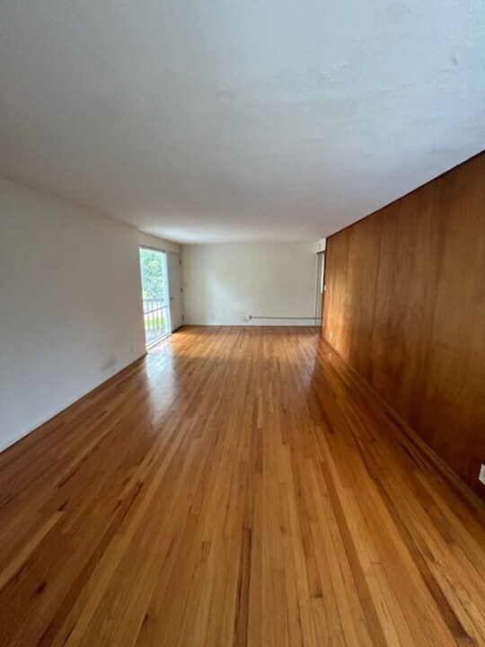 244 S Corl St in State College, PA - Building Photo