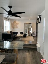 1835 S Beverly Glen Blvd in Los Angeles, CA - Building Photo - Building Photo