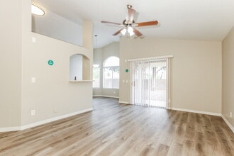 8413 W Bluefield Ave in Peoria, AZ - Building Photo - Building Photo