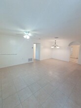 5880 NW 16th Pl, Unit 5880 in Sunrise, FL - Building Photo - Building Photo