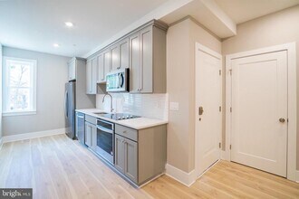 720 N Preston St in Philadelphia, PA - Building Photo - Building Photo