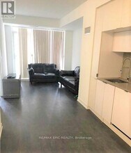 28 Avondale Ave in Toronto, ON - Building Photo - Building Photo