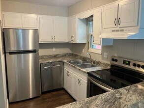201 Ave B in Knoxville, TN - Building Photo - Building Photo