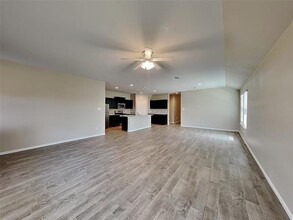 9001 Eagles Landing Dr in Fort Worth, TX - Building Photo - Building Photo