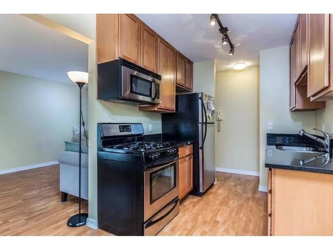 6901 Penn Ave S in Minneapolis, MN - Building Photo - Building Photo