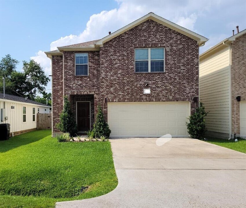 1003 E 36th St in Houston, TX - Building Photo