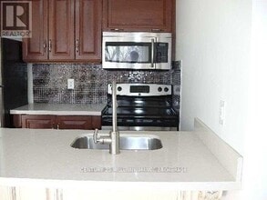 59 Garthdale Ct in Toronto, ON - Building Photo - Building Photo