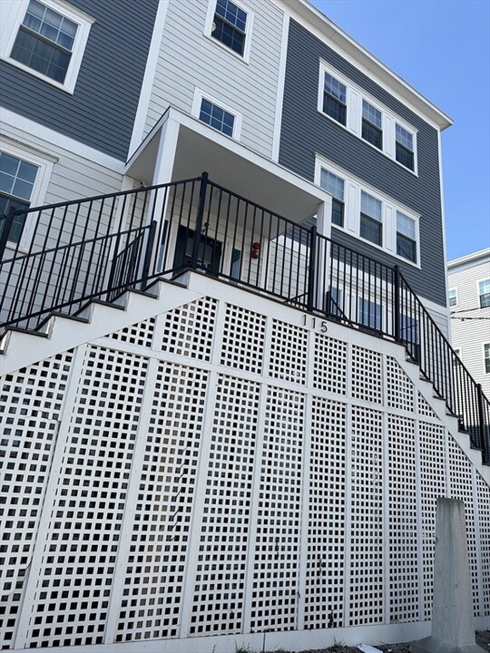 115 Stanwood St-Unit -2 in Boston, MA - Building Photo