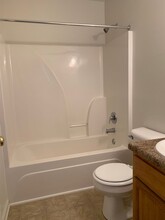 1105 College St in Christiansburg, VA - Building Photo - Building Photo