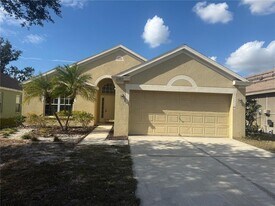 12605 Midpointe Dr in Riverview, FL - Building Photo