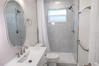 4018 29th Ave W in Bradenton, FL - Building Photo - Building Photo