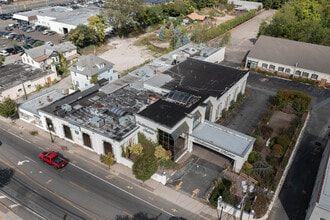 Greybarn Patchogue in East Patchogue, NY - Building Photo - Building Photo