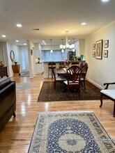 203A Locust St SE in Vienna, VA - Foto de edificio - Building Photo