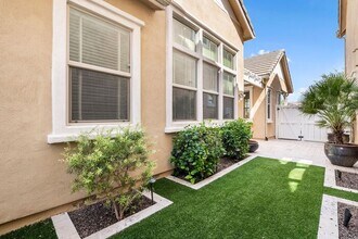 3740 E Robert St in Gilbert, AZ - Foto de edificio - Building Photo