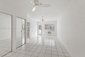 1611 West Ave in Miami Beach, FL - Building Photo - Building Photo