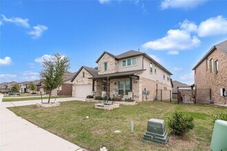 133 Lenera Dr, Unit 6102 in Liberty Hill, TX - Building Photo - Building Photo