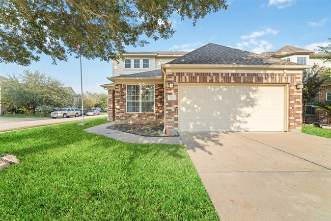 property at 2707 Youpon Lake Ct