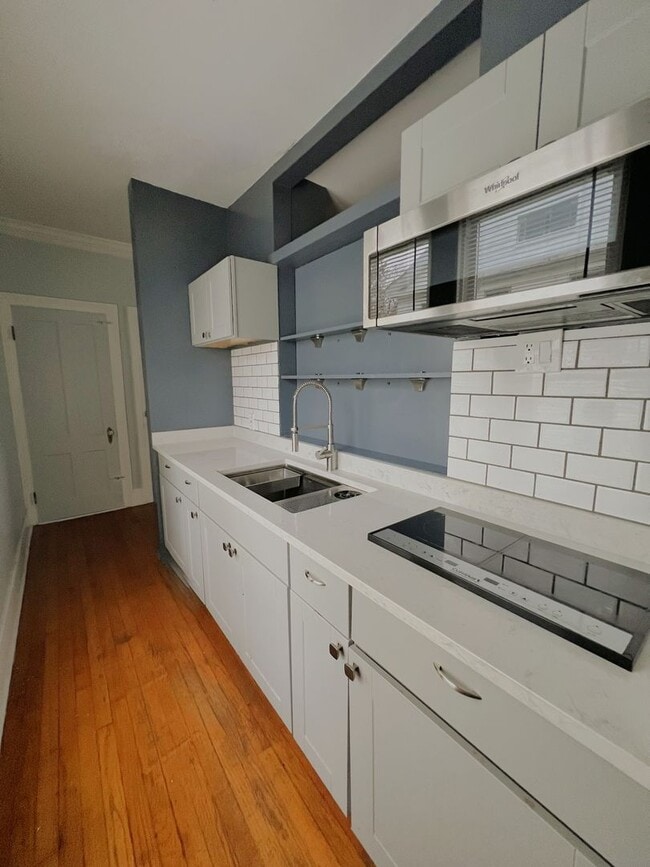 50 E Housatonic St