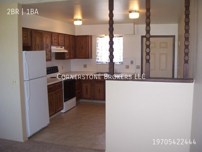property at 256 Applewood Ct