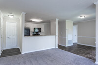 Harbour Club Apartments in Macon, GA - Building Photo - Interior Photo