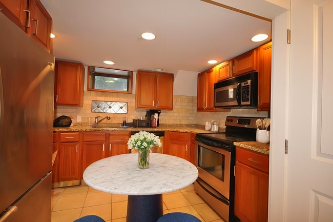 22 Sussex St in Boston, MA - Foto de edificio - Building Photo