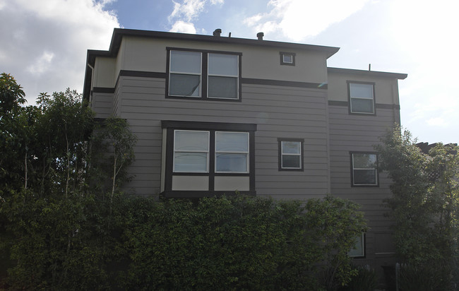 1091 53rd St in Emeryville, CA - Foto de edificio - Building Photo