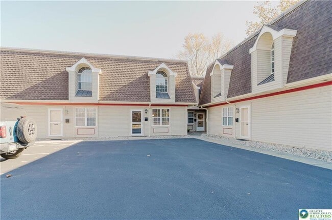 property at 1410 Primrose Ln