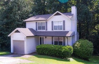 2675 Wildflower Ln SW in Snellville, GA - Building Photo