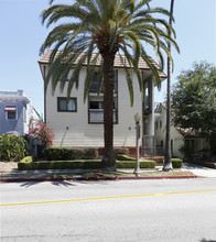 404 N Jackson St in Glendale, CA - Foto de edificio - Building Photo