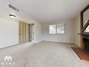 8125 N 33rd Dr in Phoenix, AZ - Building Photo - Building Photo