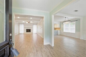 1302 Dominion Dr in Katy, TX - Building Photo - Building Photo