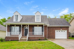 1560 Brick Dr in Nashville, TN - Building Photo