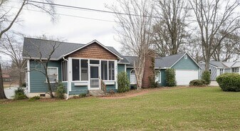 402 Laurel St in Bremen, GA - Building Photo