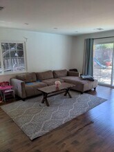 6171 Elba Pl in Los Angeles, CA - Foto de edificio - Building Photo