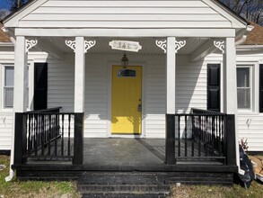 14 E Sedgwick St in Sandston, VA - Building Photo - Building Photo